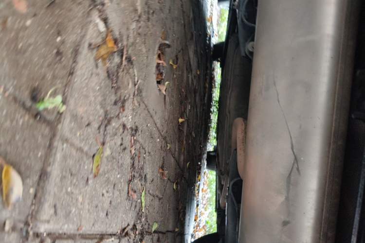 Used Denza D9 2022 DM-i 1040 Prestige Model Chassis Front