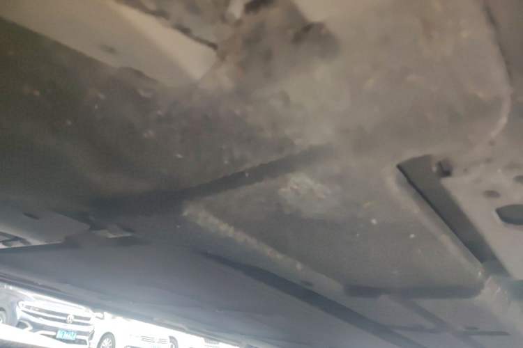 Used Denza D9 2022 DM-i 970 Four-Wheel Drive Flagship Model Chassis Front Left