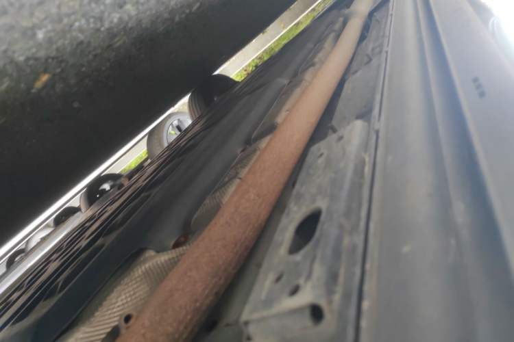 Used Denza D9 2022 DM-i 970 Four-Wheel Drive Flagship Model Chassis Front Left