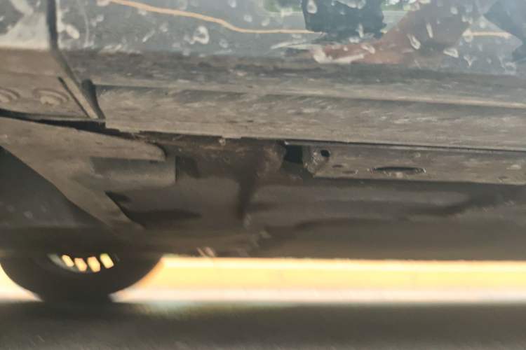 Used Denza D9 2022 DM-i 970 Four-Wheel Drive Prestige Model Chassis Front Left