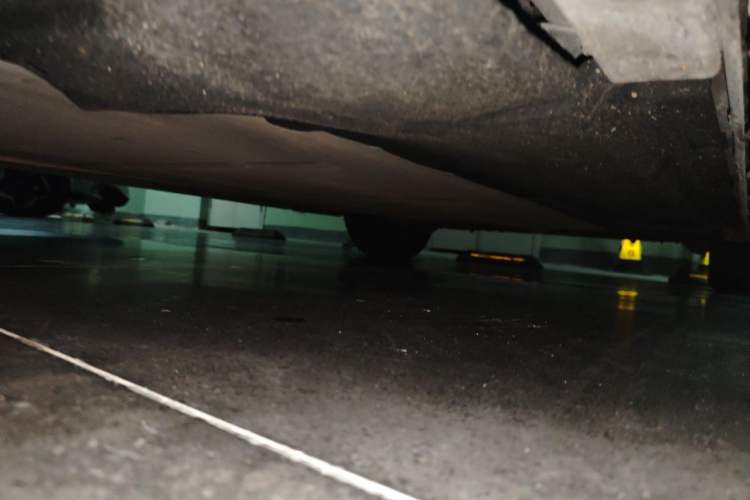 Used Denza D9 2022 DM-i 970 Four-Wheel Drive Prestige Model Chassis Front Left