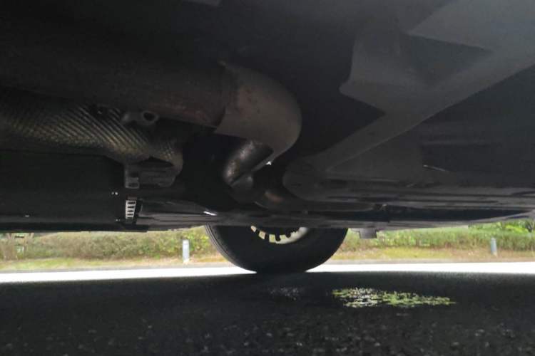 Used Denza D9 2022 DM-i 970 Four-Wheel Drive Flagship Model Chassis Front Right