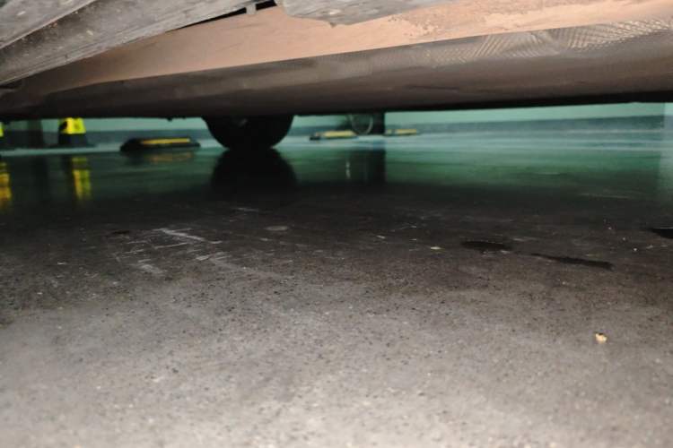 Used Denza D9 2022 DM-i 970 Four-Wheel Drive Prestige Model Chassis Front Right