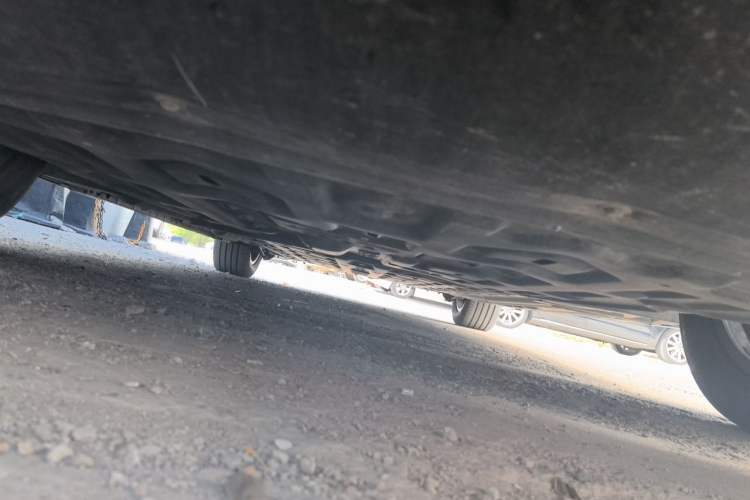 Used Denza D9 2022 DM-i 970 Four-Wheel Drive Prestige Model Chassis Front