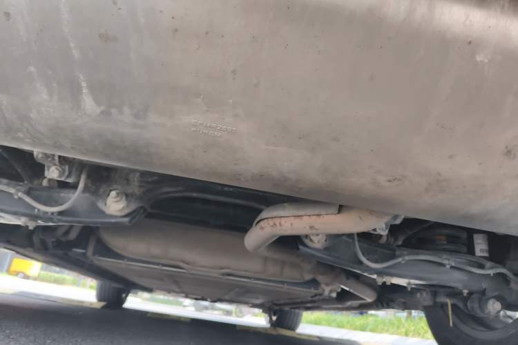 Used Denza D9 2022 DM-i 1040 Prestige Model Chassis Rear