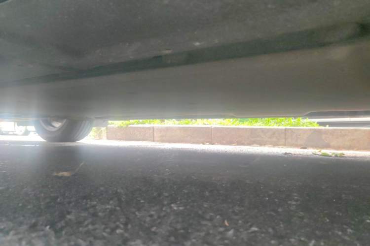Used Denza D9 2022 DM-i 970 Four-Wheel Drive Prestige Model Chassis Rear Left