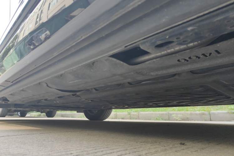 Used Denza D9 2022 DM-i 970 Four-Wheel Drive Prestige Model Chassis Rear Left