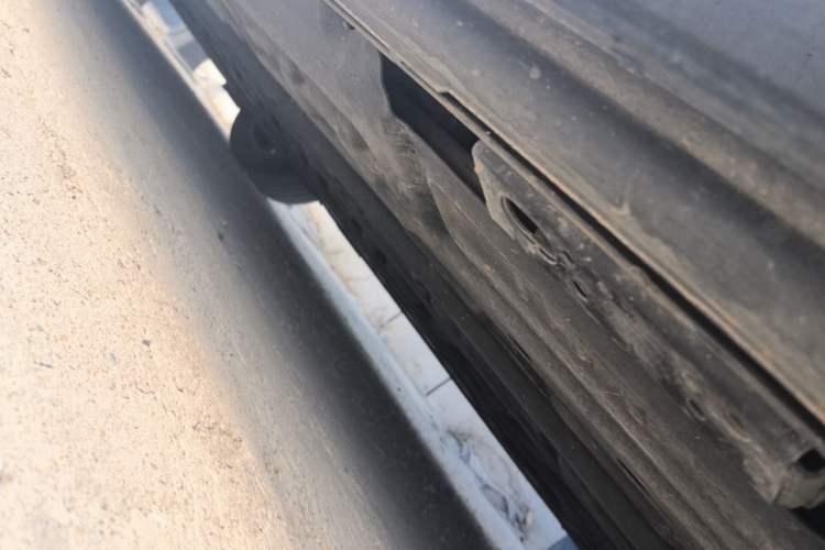 Used Denza D9 2022 DM-i 970 Four-Wheel Drive Prestige Model Chassis Rear Left