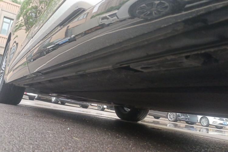 Used Denza D9 2022 DM-i 970 Four-Wheel Drive Prestige Model Chassis Rear Left