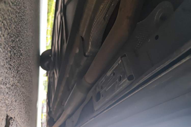 Used Denza D9 2022 DM-i 970 Four-Wheel Drive Prestige Model Chassis Rear Right