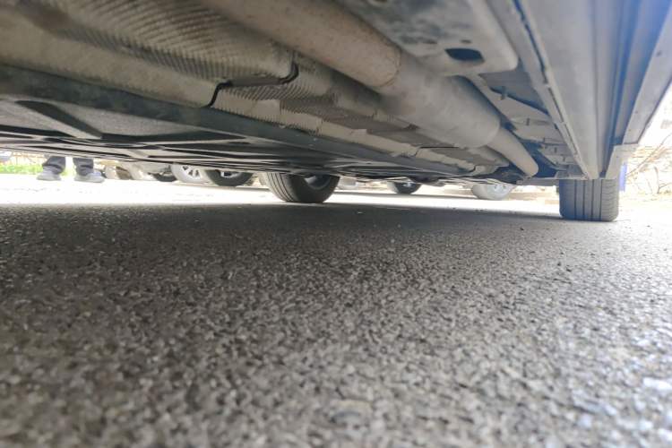 Used Denza D9 2022 DM-i 970 Four-Wheel Drive Prestige Model Chassis Rear Right
