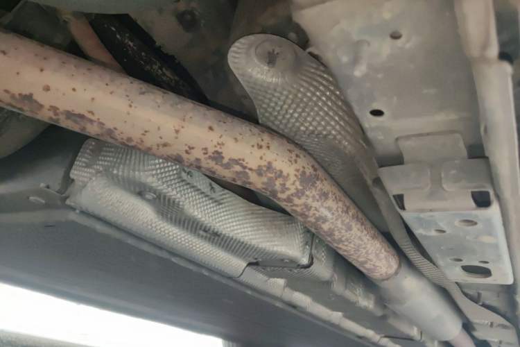 Used Denza D9 2022 DM-i 970 Four-Wheel Drive Flagship Model Chassis Rear Right