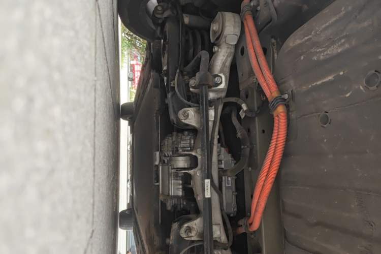 Used Denza D9 2022 EV 600 Four-Wheel Drive Flagship Model Chassis Rear