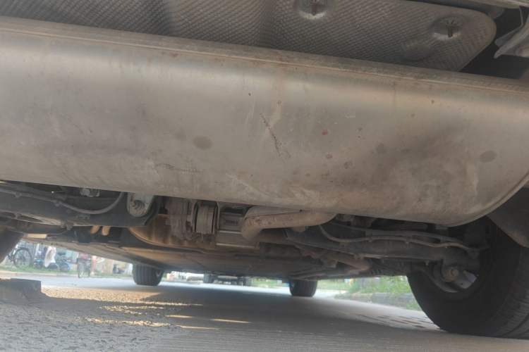 Used Denza D9 2022 DM-i 970 Four-Wheel Drive Prestige Model Chassis Rear