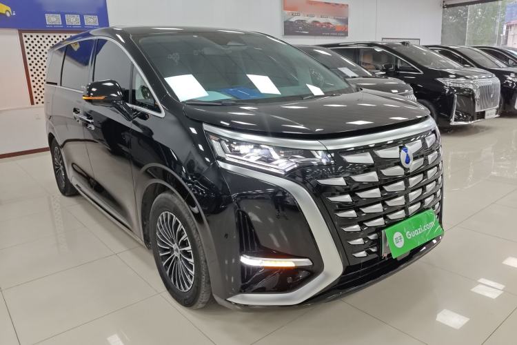 Used Denza D9 2022 DM-i 970 Four-Wheel Drive Prestige Model Exterior 1