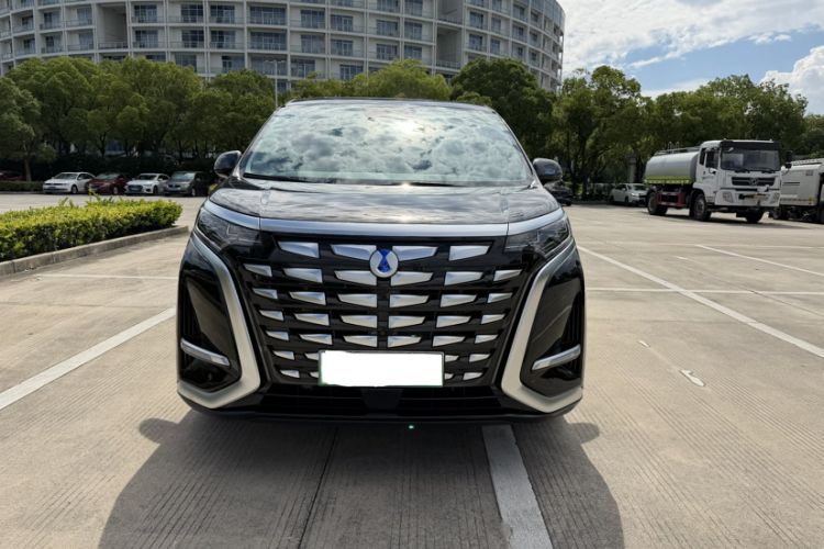 Used Denza D9 2022 DM-i 970 Four-Wheel Drive Flagship Model Exterior 1