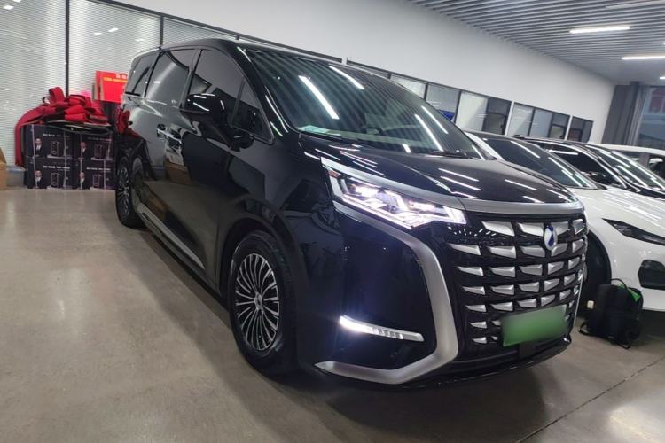 Used Denza D9 2022 DM-i 970 Four-Wheel Drive Prestige Model Exterior 1