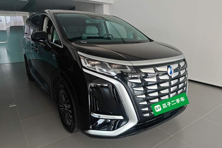 Used Denza D9 2022 DM-i 970 Four-Wheel Drive Flagship Model Exterior 1