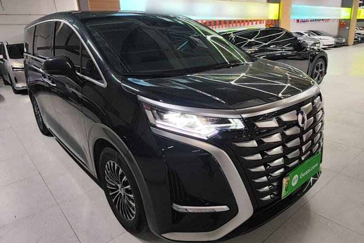 Used Denza D9 2022 DM-i 945 Luxury Model Exterior 1