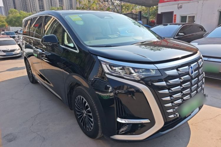 Used Denza D9 2022 DM-i 970 Four-Wheel Drive Prestige Model Exterior 1
