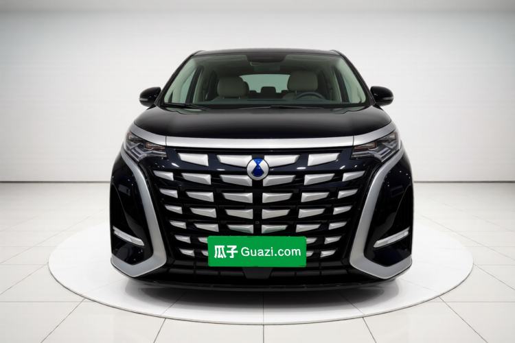 Used Denza D9 2022 DM-i 970 Four-Wheel Drive Flagship Model Exterior 1