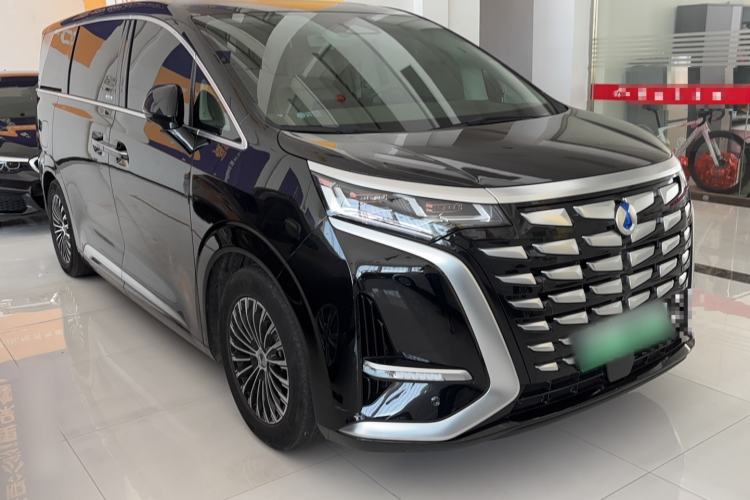 Used Denza D9 2022 DM-i 970 Four-Wheel Drive Prestige Model Exterior 1