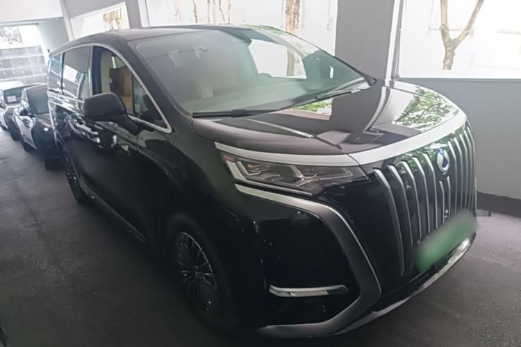 Used Denza D9 2022 EV 600 Four-Wheel Drive Flagship Model Exterior 1