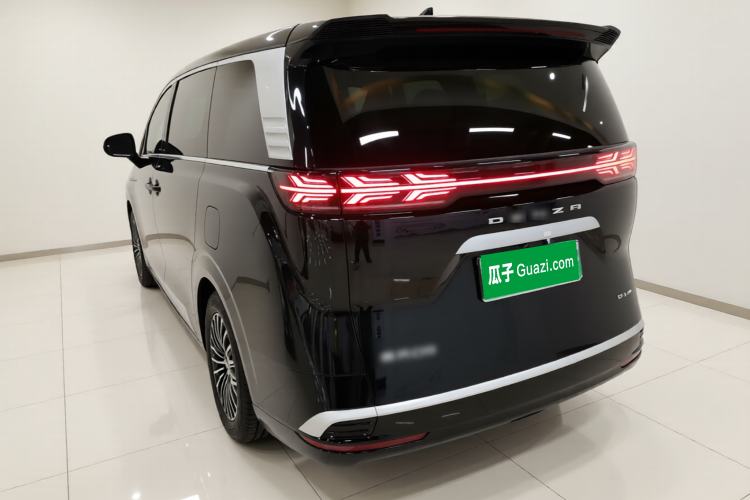 Used Denza D9 2022 DM-i 970 Four-Wheel Drive Flagship Model Exterior 2