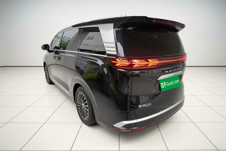 Used Denza D9 2022 DM-i 970 Four-Wheel Drive Flagship Model Exterior 3