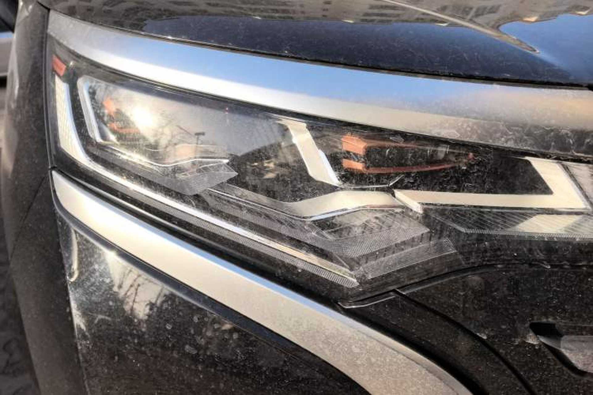 Used Denza D9 2022 DM-i 1040 Prestige Model Exterior 6