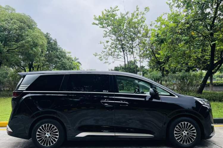 Used Denza D9 2022 DM-i 970 Four-Wheel Drive Flagship Model Exterior 8