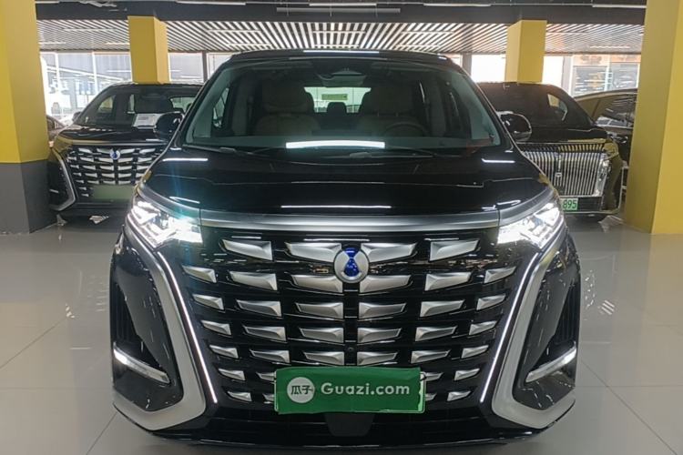 Used Denza D9 2022 DM-i 970 Four-Wheel Drive Flagship Model Front