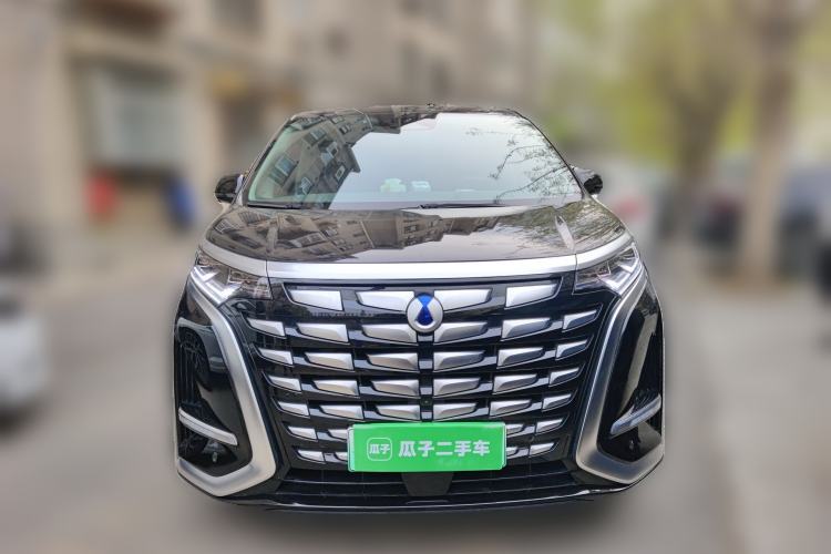Used Denza D9 2022 DM-i 970 Four-Wheel Drive Prestige Model Front