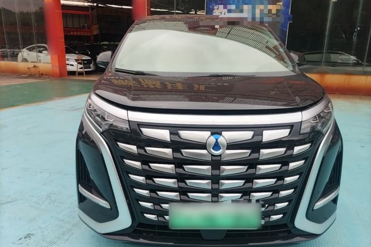 Used Denza D9 2022 DM-i 945 Luxury Model Front