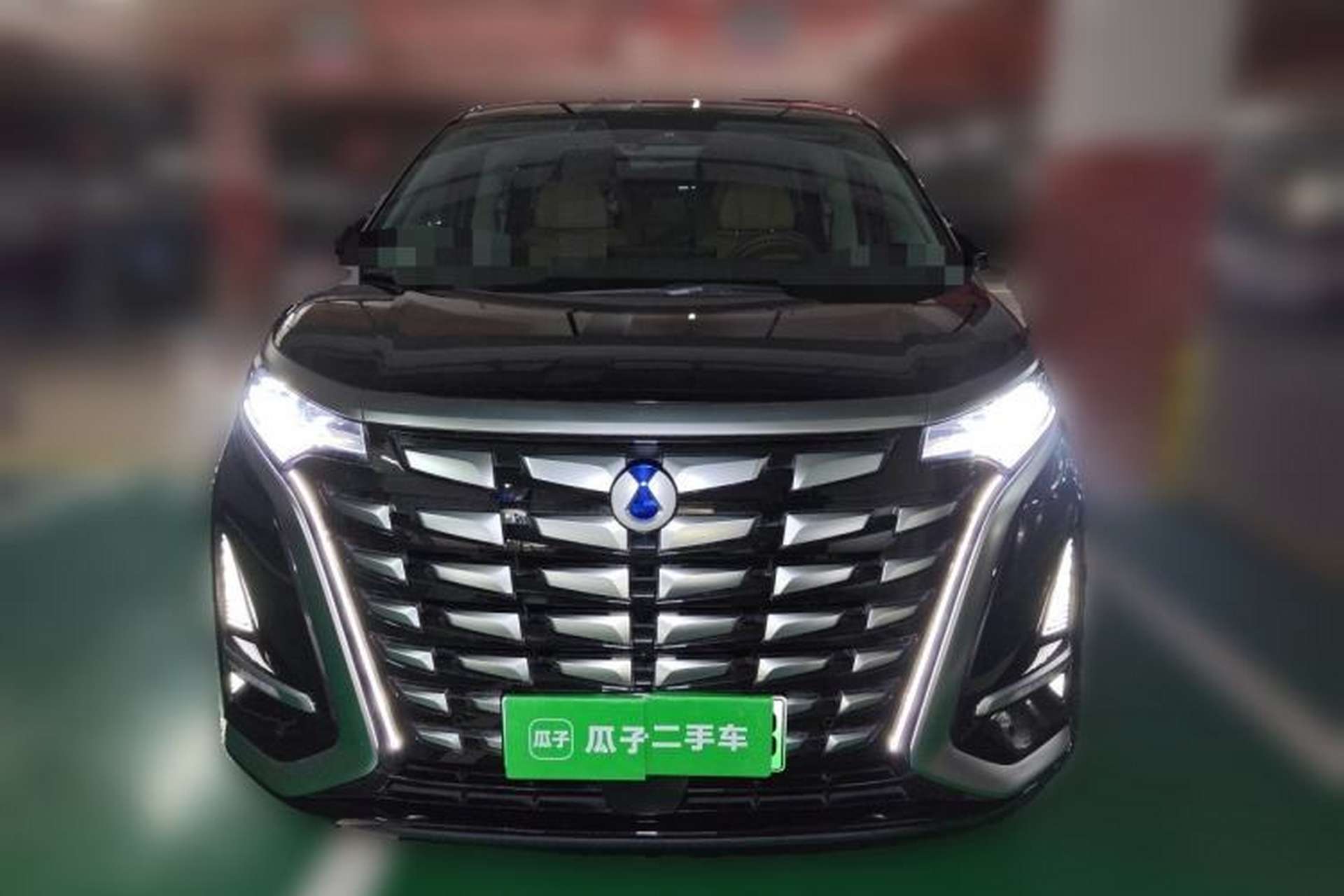 Used Denza D9 2022 DM-i 970 Four-Wheel Drive Prestige Model Front
