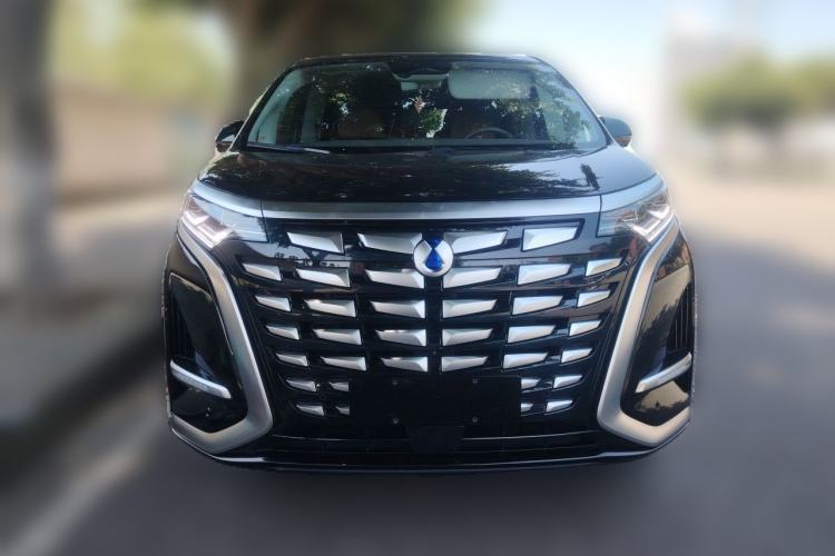 Used Denza D9 2022 DM-i 945 Luxury Model Front