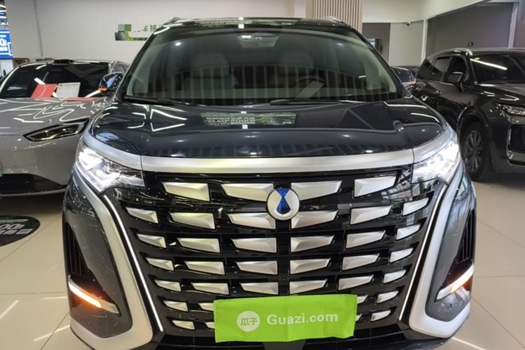 Used Denza D9 2022 DM-i 970 Four-Wheel Drive Prestige Model Front