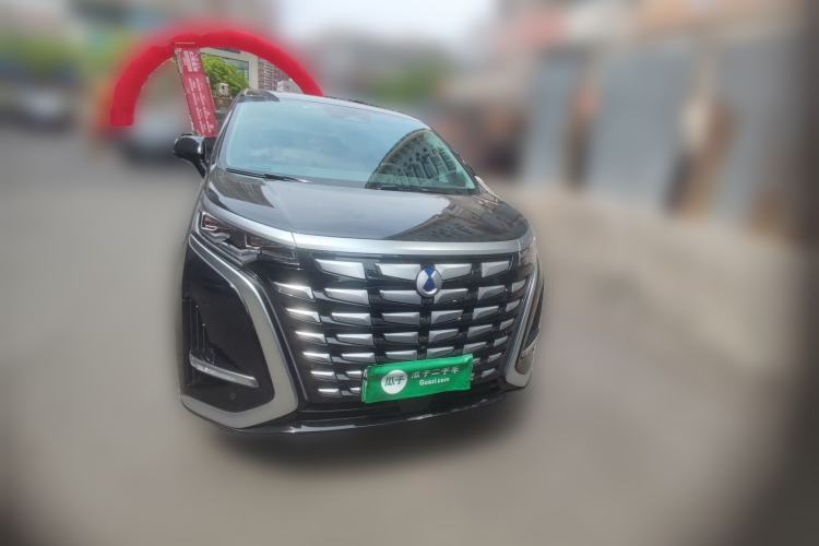Used Denza D9 2022 DM-i 970 Four-Wheel Drive Flagship Model Front