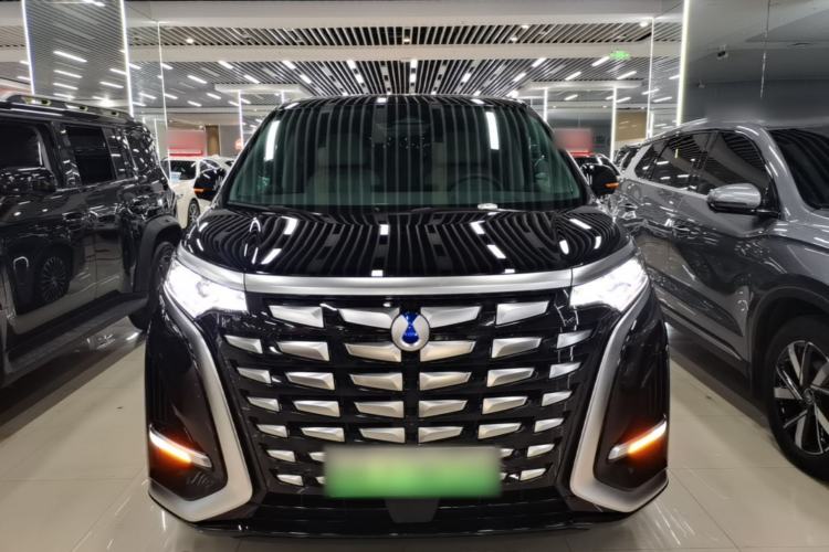 Used Denza D9 2022 DM-i 970 Four-Wheel Drive Prestige Model Front