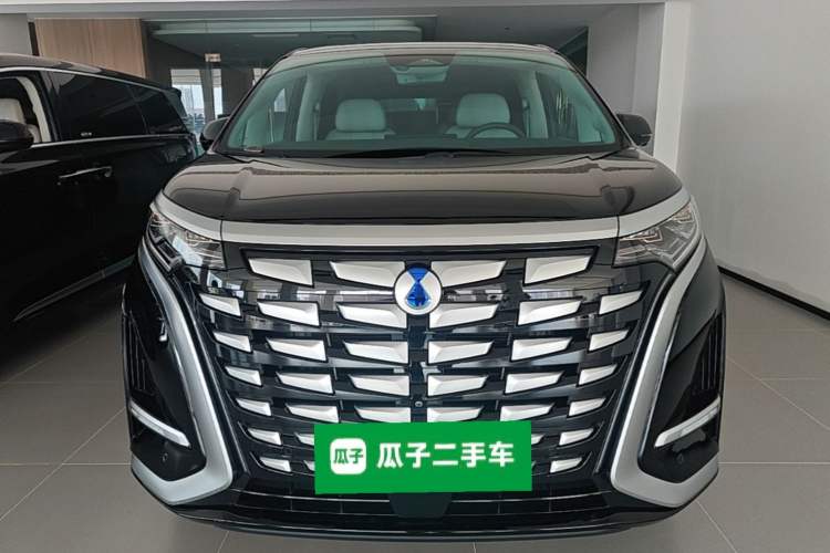 Used Denza D9 2022 DM-i 970 Four-Wheel Drive Flagship Model Front
