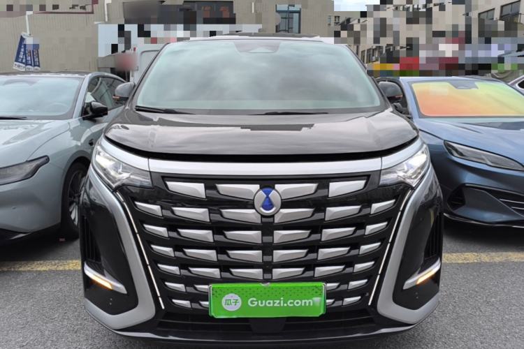 Used Denza D9 2022 DM-i 970 Four-Wheel Drive Prestige Model Front