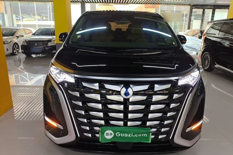 Used Denza D9 2022 DM-i 970 Four-Wheel Drive Flagship Model Front