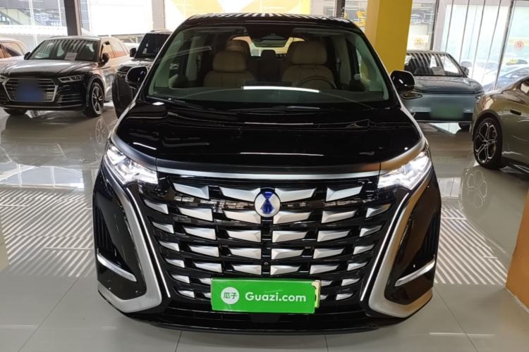 Used Denza D9 2022 DM-i 970 Four-Wheel Drive Flagship Model Front
