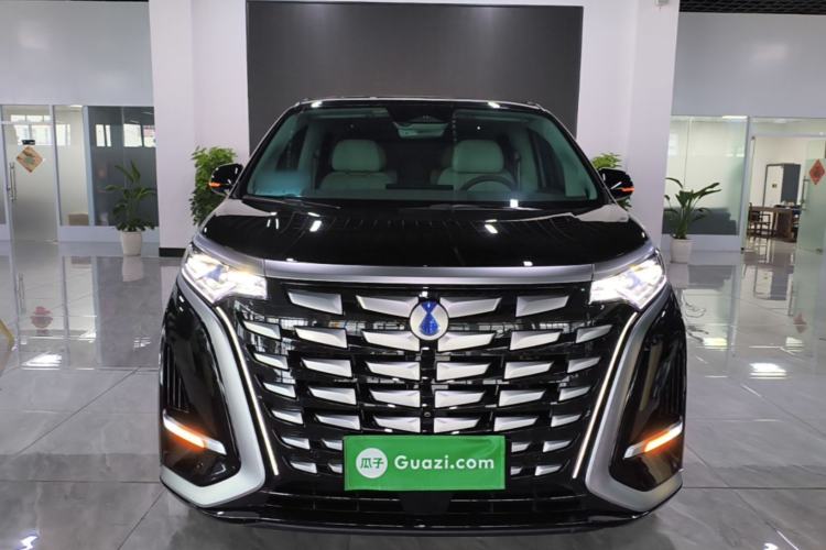 Used Denza D9 2022 DM-i 970 Four-Wheel Drive Flagship Model Front