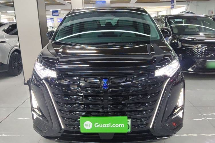 Used Denza D9 2022 DM-i 970 Four-Wheel Drive Prestige Model Front