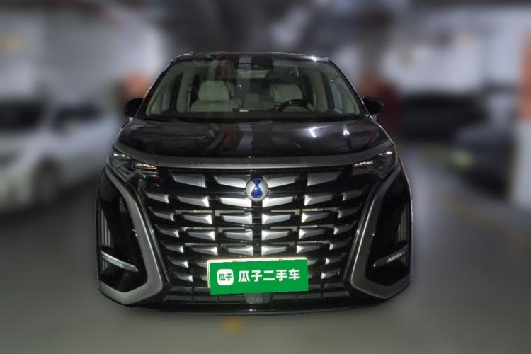 Used Denza D9 2022 DM-i 970 Four-Wheel Drive Prestige Model Front