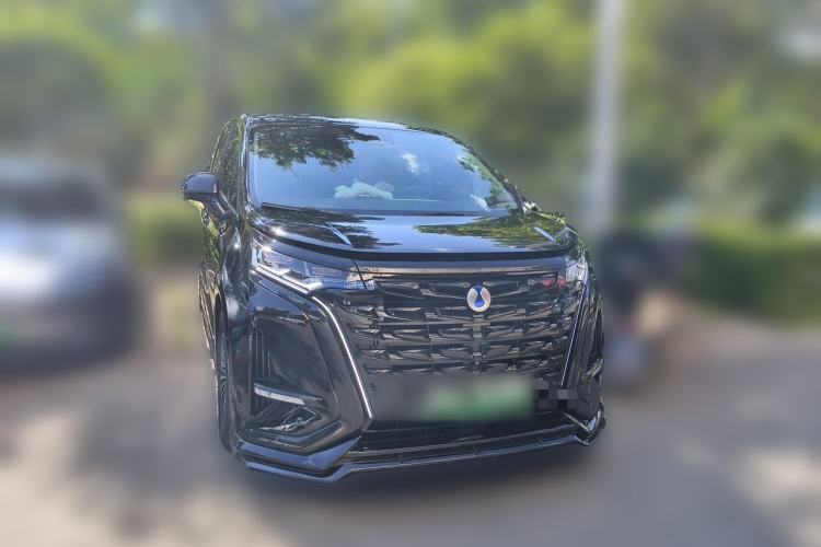 Used Denza D9 2022 DM-i 970 Four-Wheel Drive Flagship Model Front