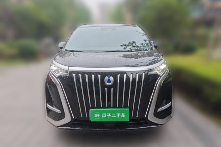 Used Denza D9 2022 EV 600 Four-Wheel Drive Flagship Model Front