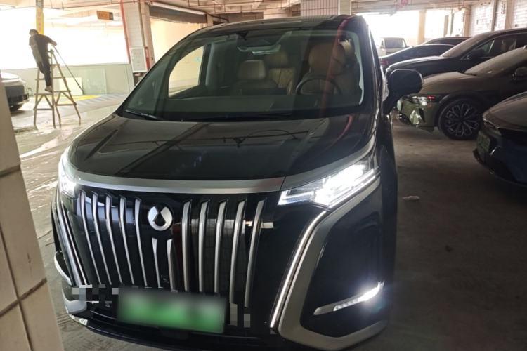 Used Denza D9 2022 EV 600 Four-Wheel Drive Flagship Model Front