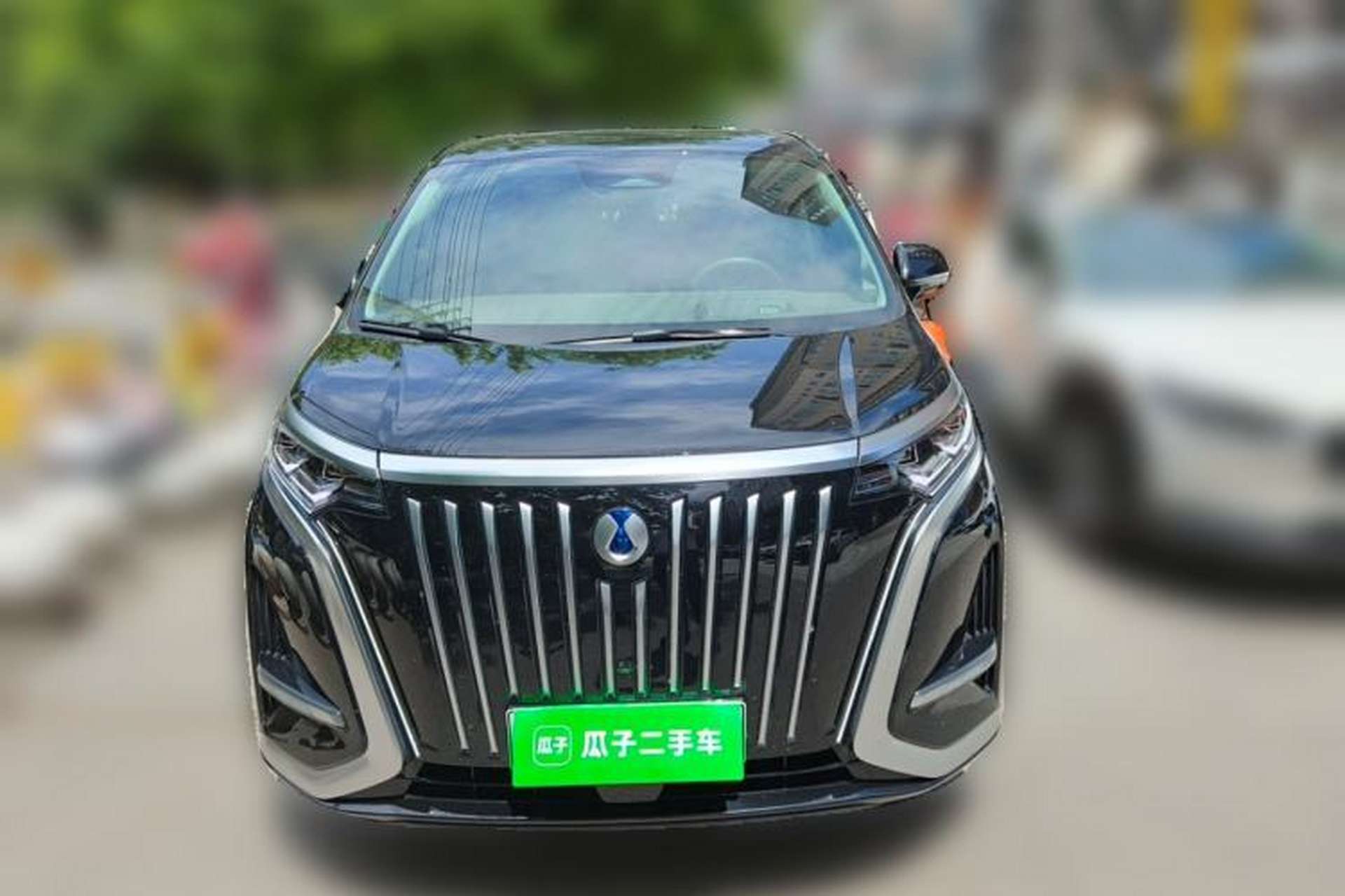 Used Denza D9 2022 EV 600 Four-Wheel Drive Flagship Model Front
